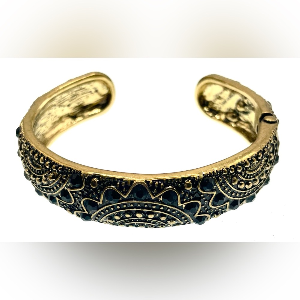 Aztec Design Cuff Bracelet Textured Antiqued Gold Tone Black Crystals Hinged